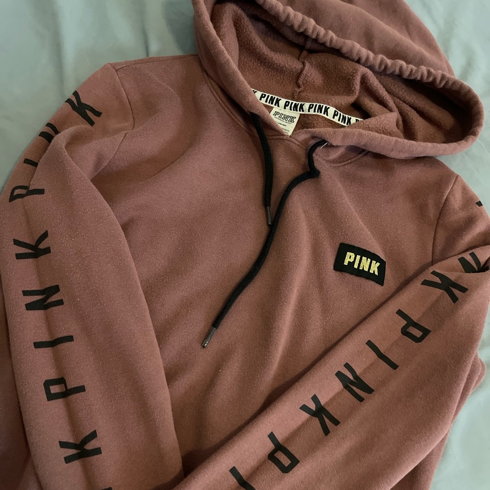Burgundy hoodie from pink brand